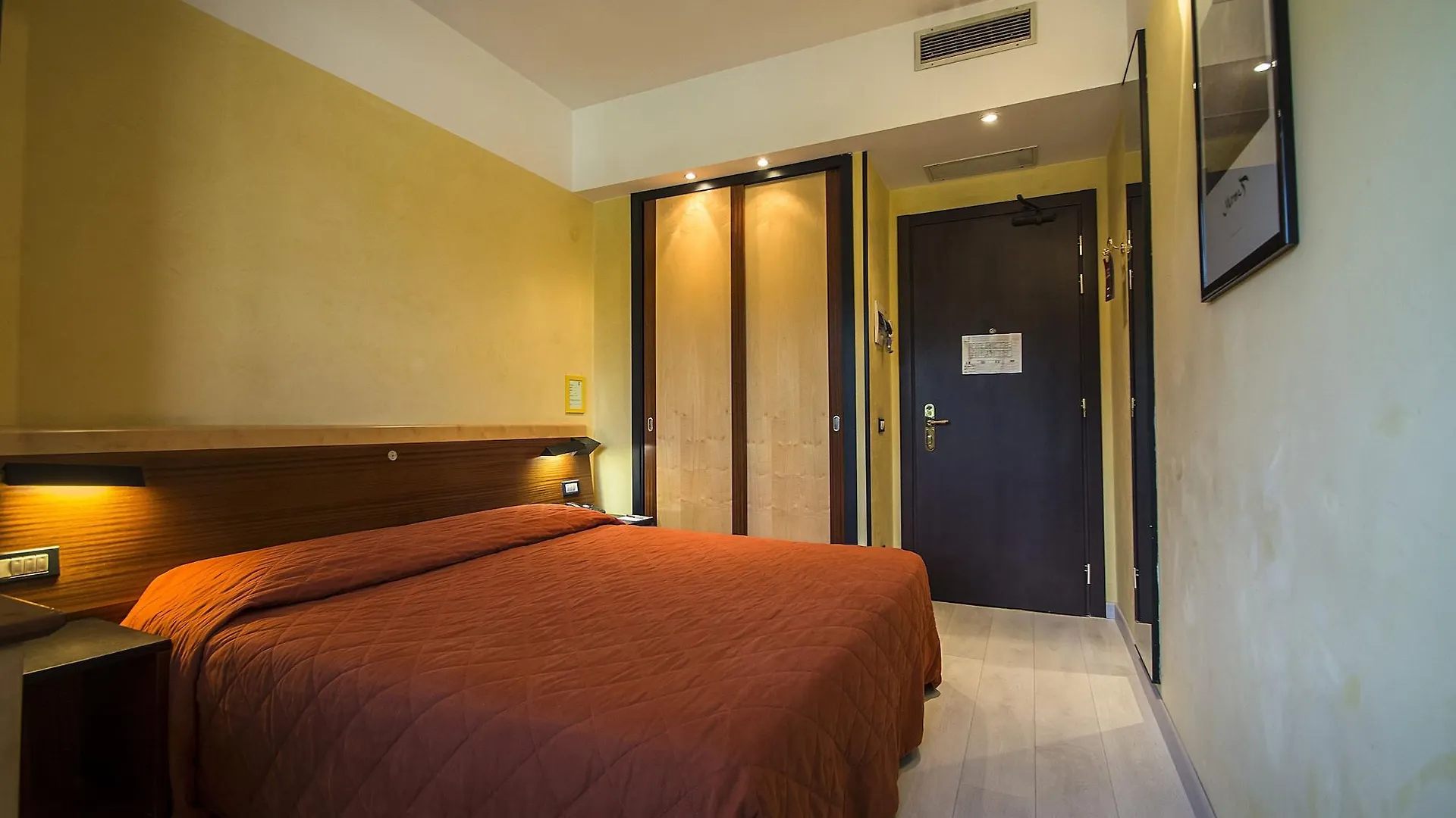 Art Hotel Milano Πράτο