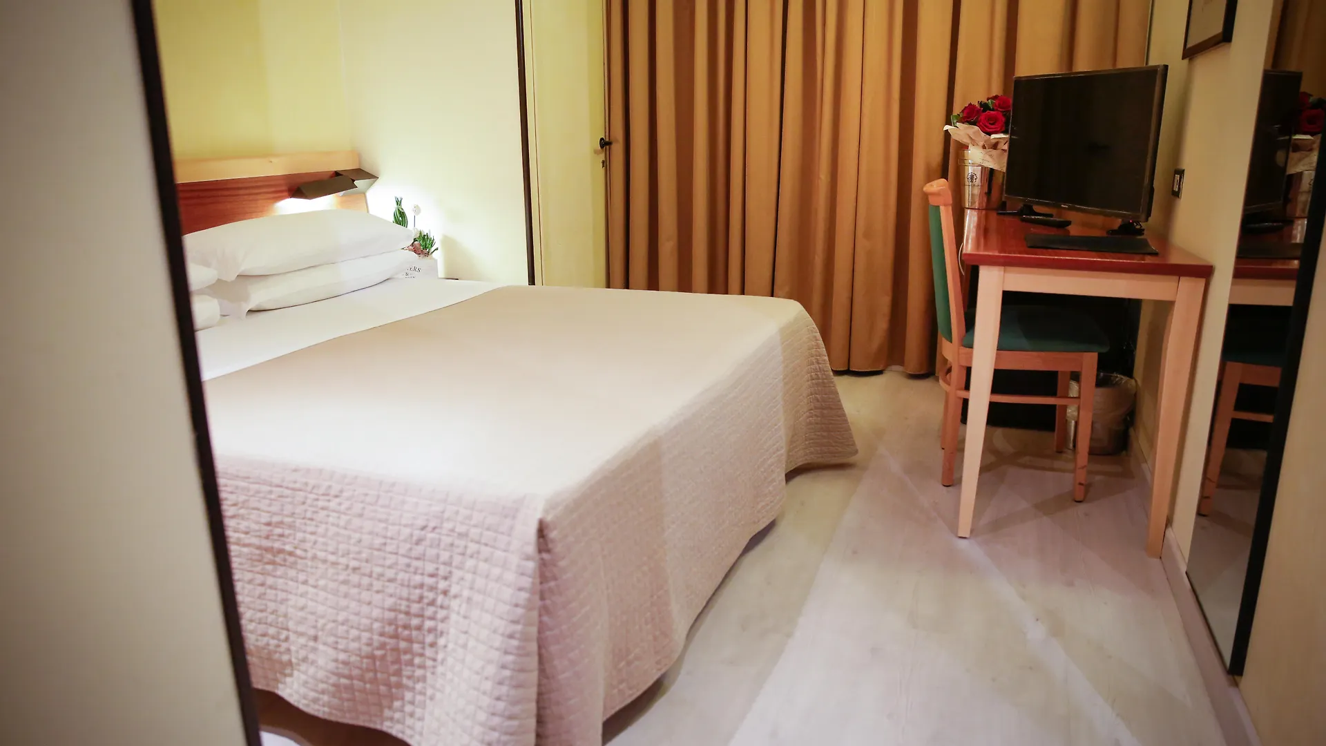 Art Hotel Milano Πράτο