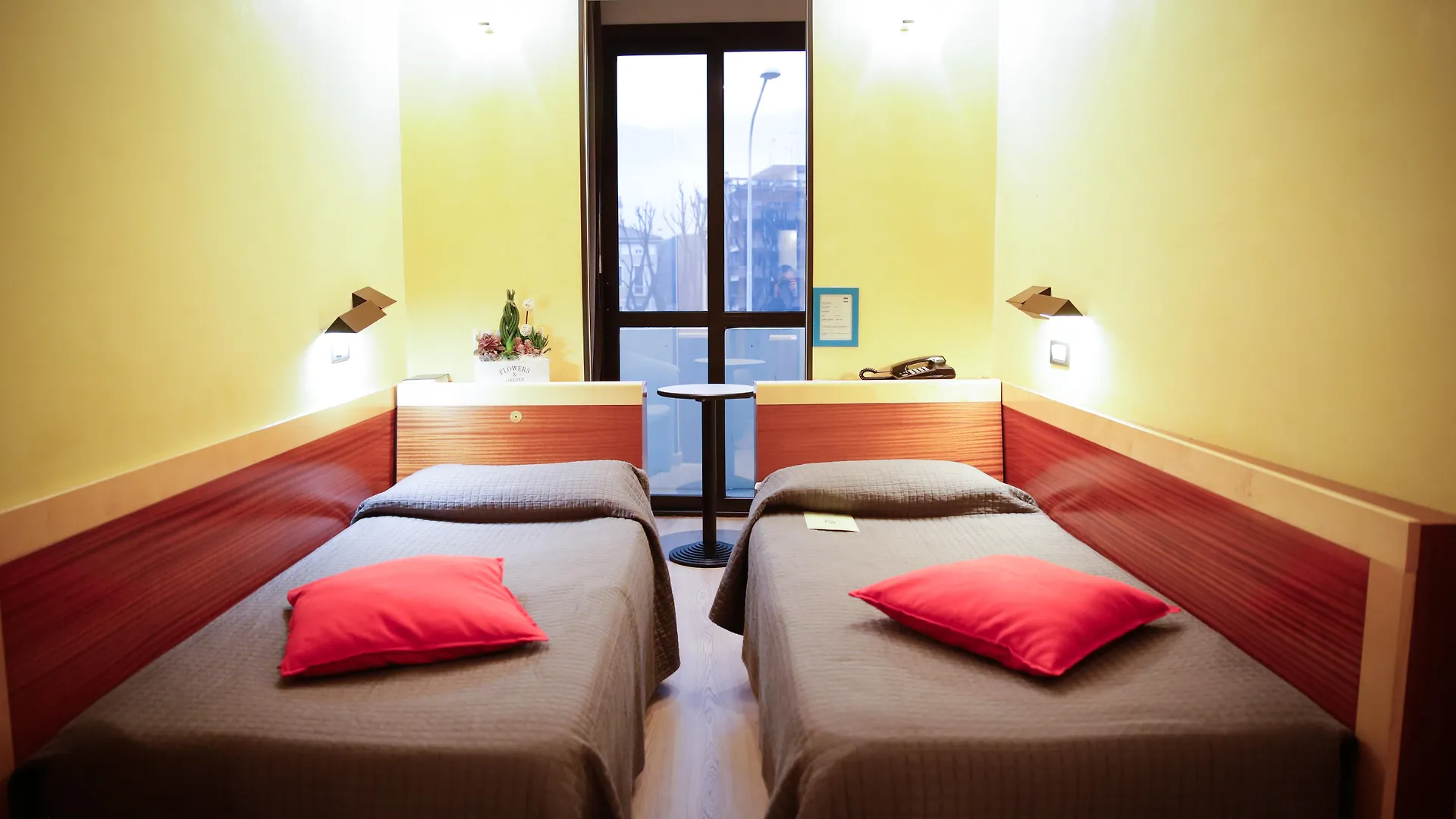 Art Hotel Milano Πράτο Ιταλία