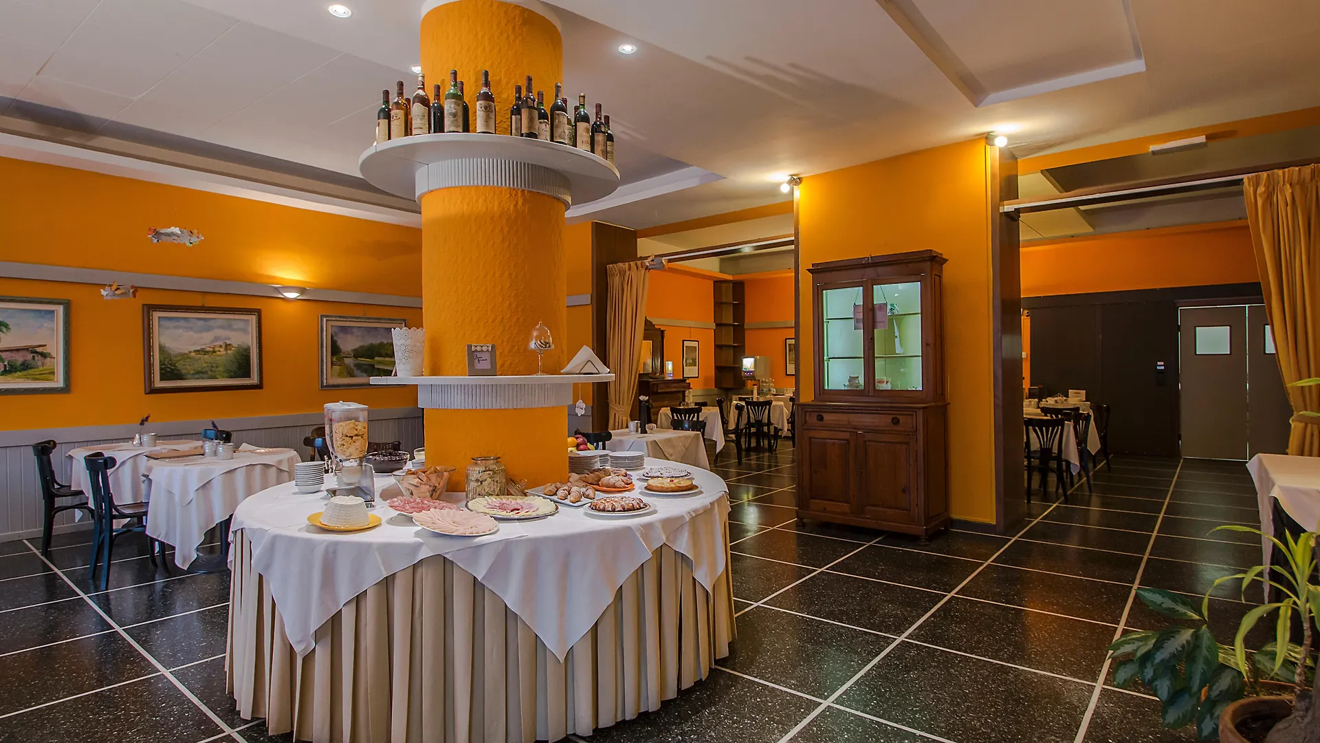 Art Hotel Milano Πράτο 4*,  Ιταλία