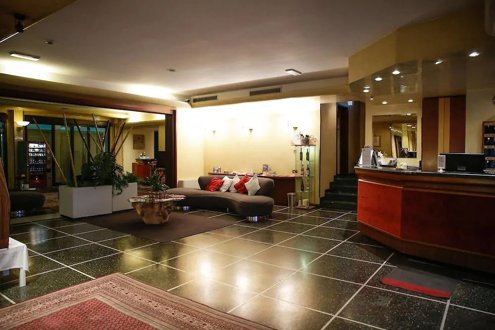 Art Hotel Milano Prato