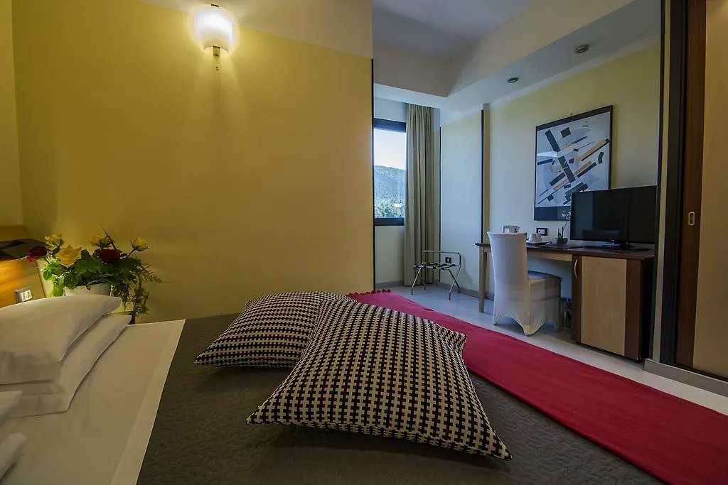 Art Hotel Milano Prato   Prato (Prato)